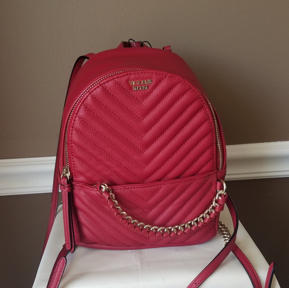 🛑🛑SOLD🛑🛑Victoria's Secret Mini backpack